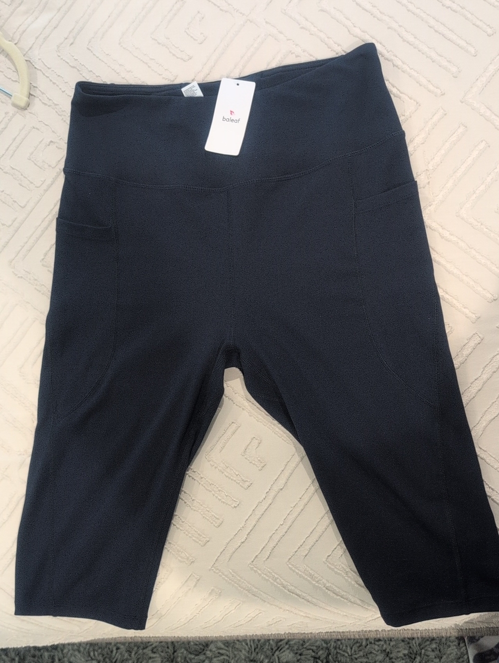 NWT! Baleaf Navy High Waist Cropped Capri Leggings with Side Pockets